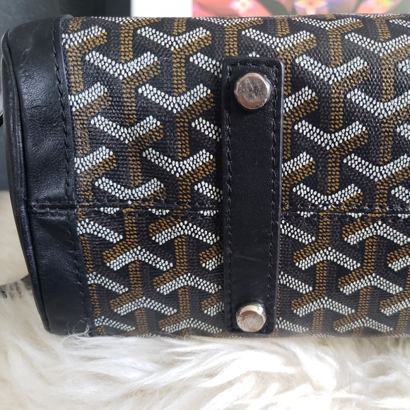 ❗ SOLD ❗ Stunning Goyard Voltaire Black & Brown Chevron Tote Bag - Picture 12 of 16